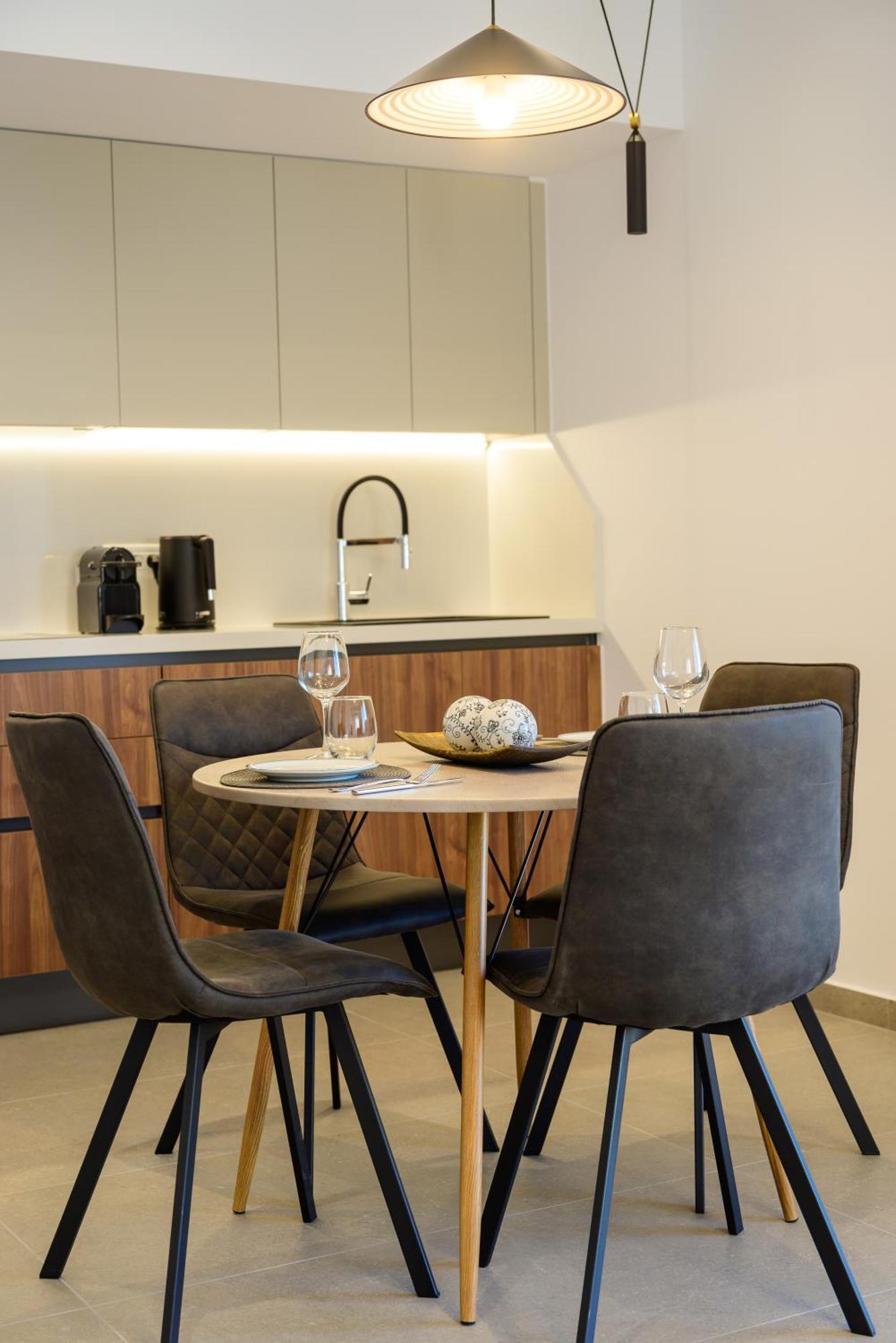 Apartment Antheon 2